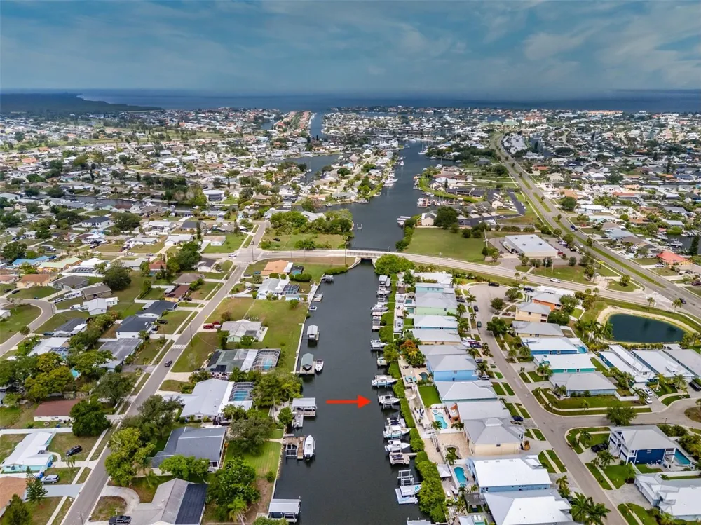 562 BIMINI BAY BOULEVARD Apollo Beach, FL 33572