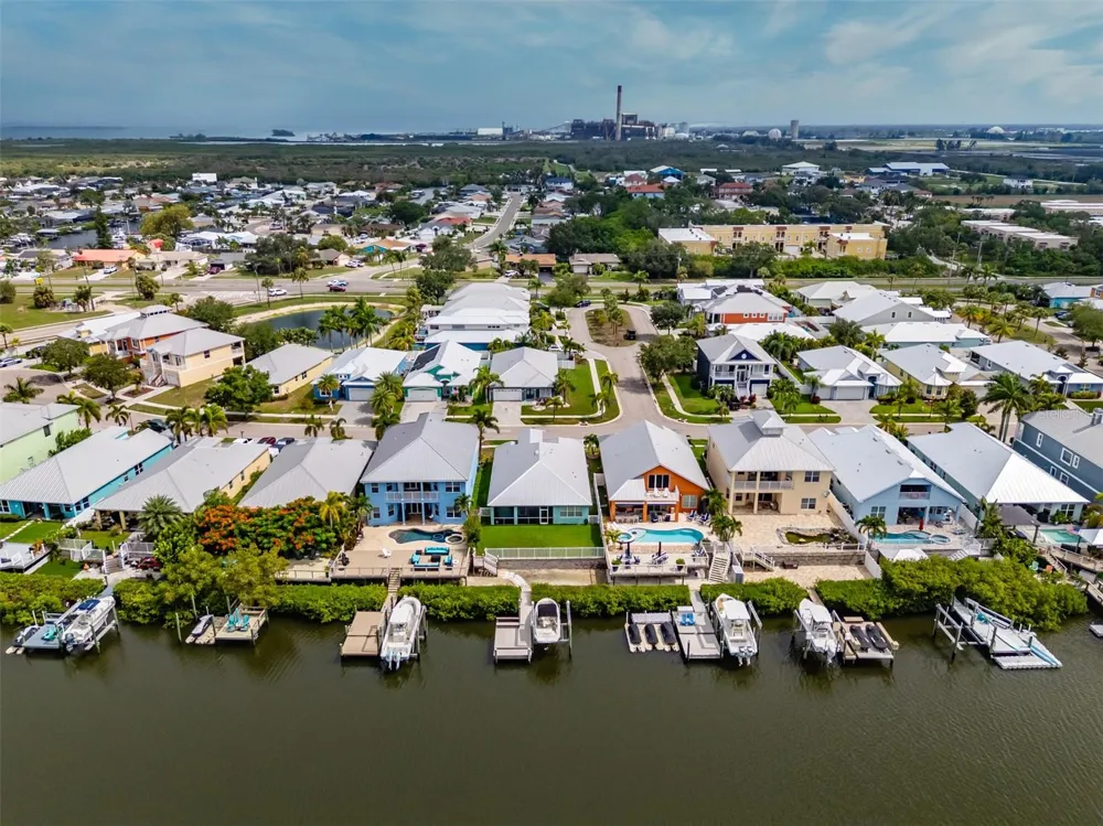 562 BIMINI BAY BOULEVARD Apollo Beach, FL 33572