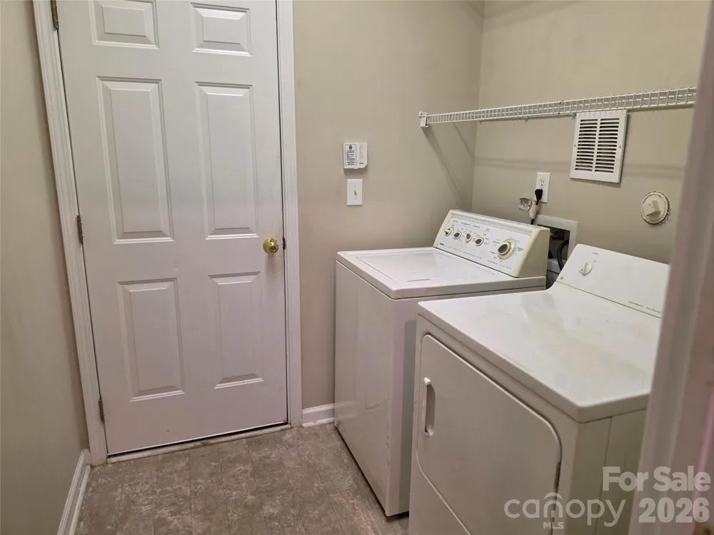 4715 Stoney Brook Lane #21 Harrisburg, NC 28075