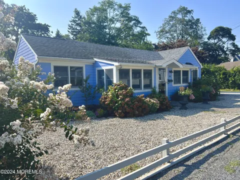 509 Riverwood Park