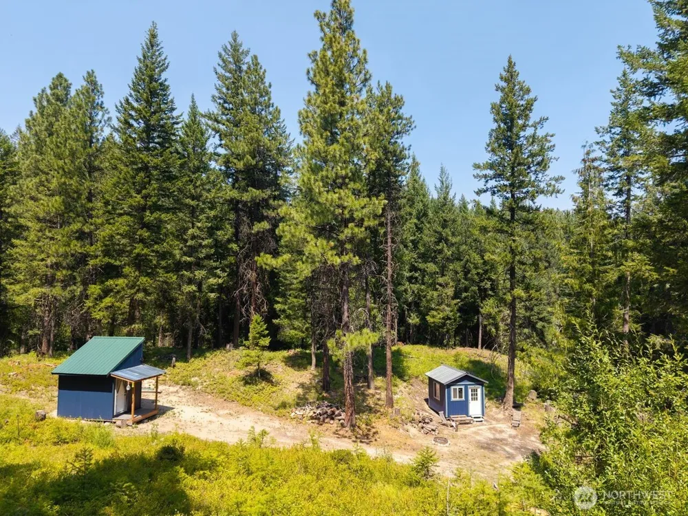 84 Three Seasons Road Winthrop, WA 98862