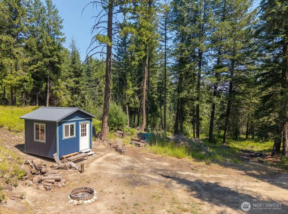 84 Three Seasons Road Winthrop, WA 98862