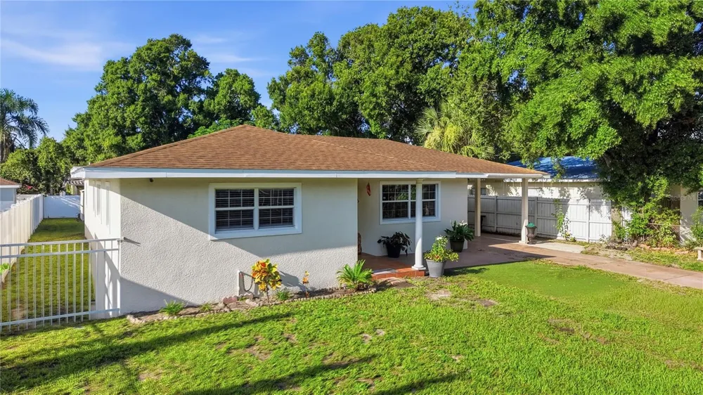 3006 W SAINT CONRAD STREET Tampa, FL 33607