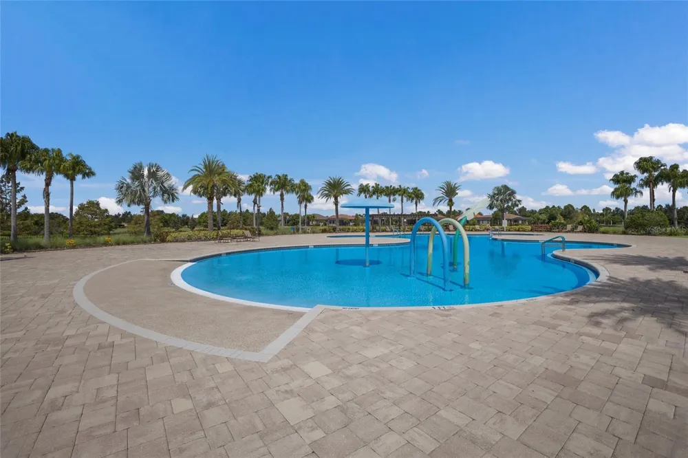 15308 HELMSDALE PLACE Lakewood Ranch, FL 34202