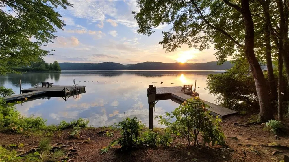 213 Little Coyote Loop Waleska, GA 30183