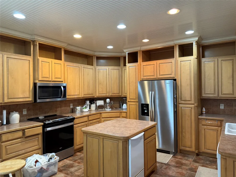 1590 Highway 588 Comanche, TX 76442