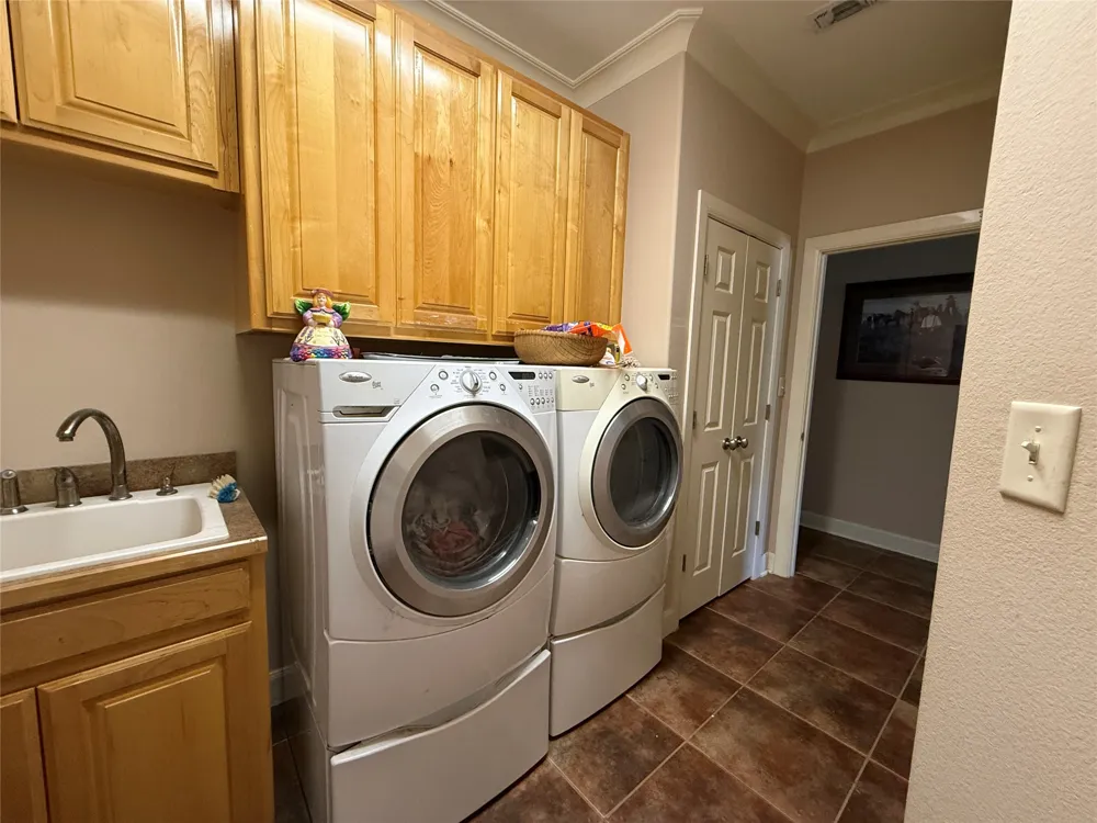 1590 Highway 588 Comanche, TX 76442