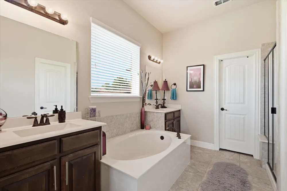 4025 Dalton Drive Rowlett, TX 75089
