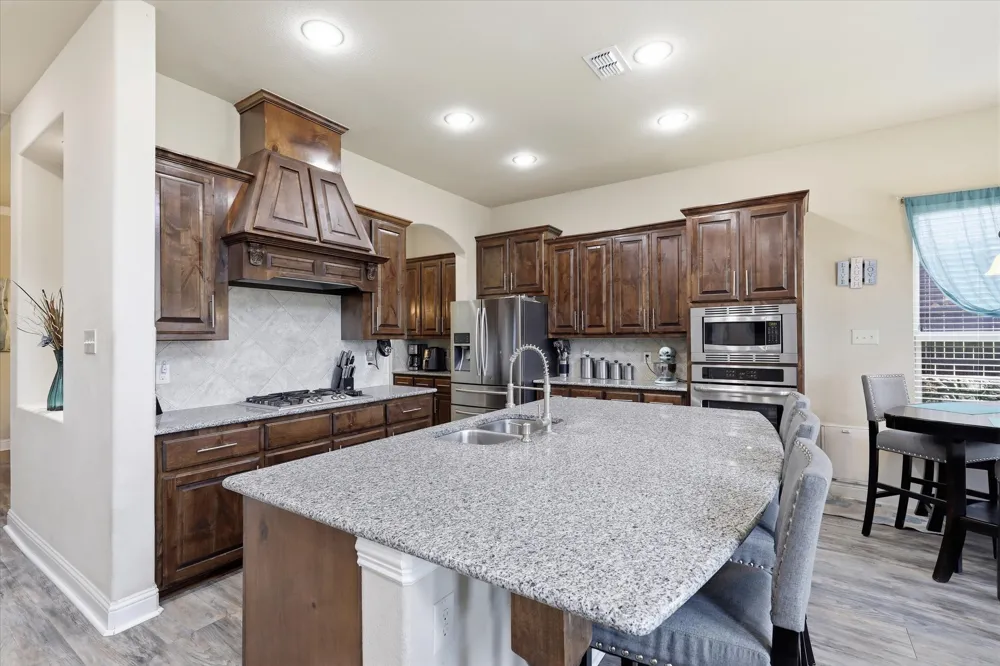4025 Dalton Drive Rowlett, TX 75089