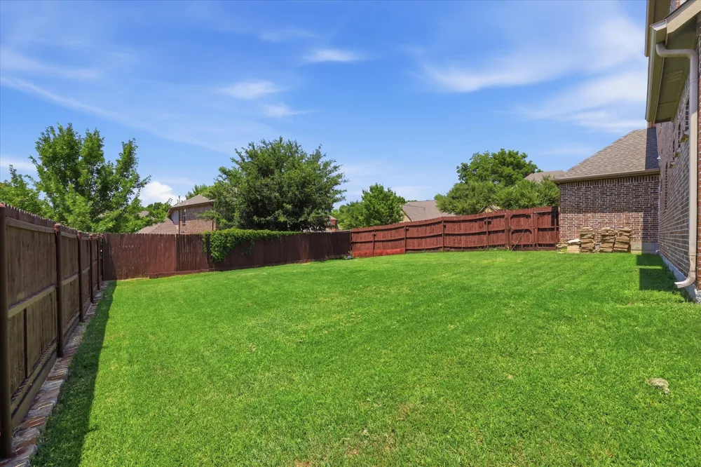 4025 Dalton Drive Rowlett, TX 75089