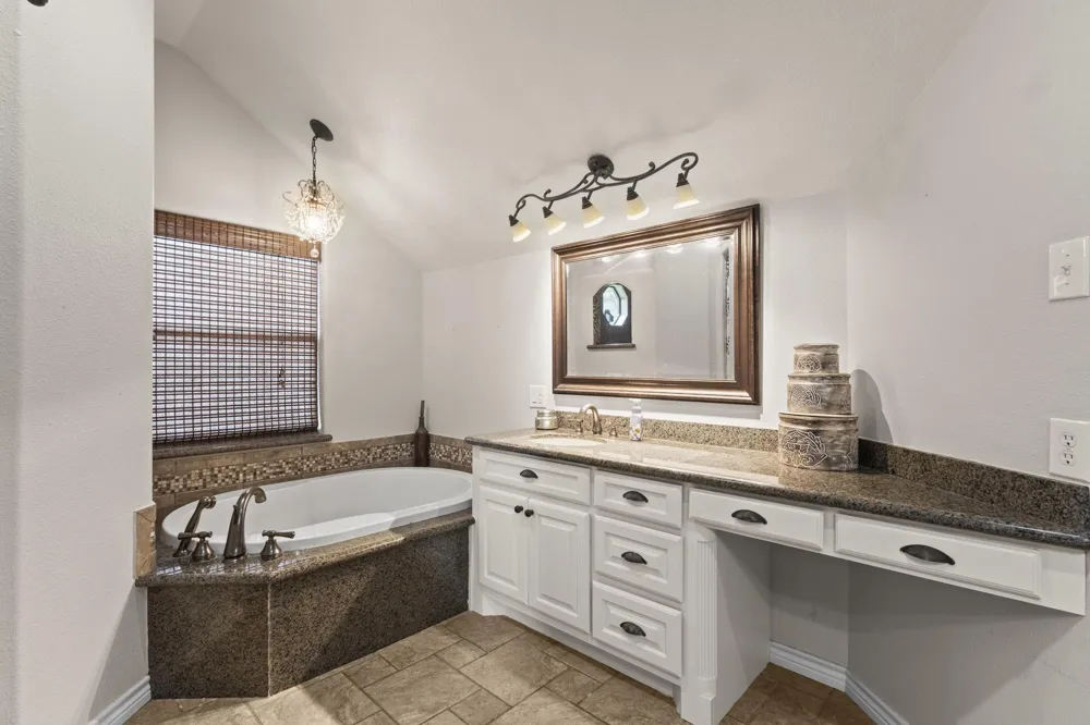 1308 Boyd Avenue Port Neches, TX 77651