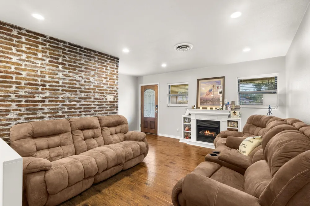1308 Boyd Avenue Port Neches, TX 77651
