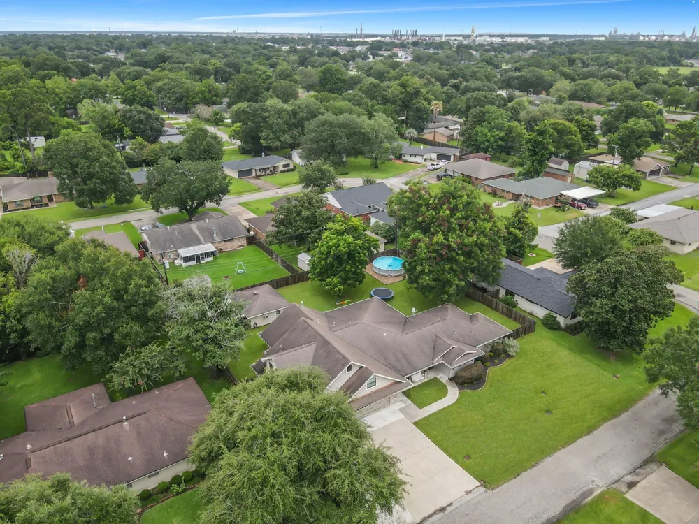 1308 Boyd Avenue Port Neches, TX 77651