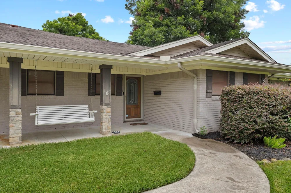 1308 Boyd Avenue Port Neches, TX 77651