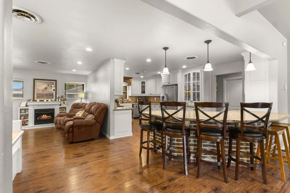 1308 Boyd Avenue Port Neches, TX 77651