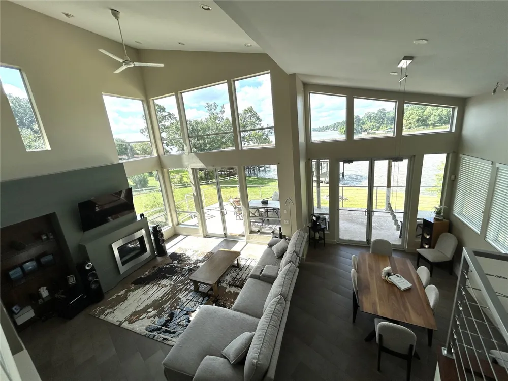 68 Edgewater Way Point Blank, TX 77364