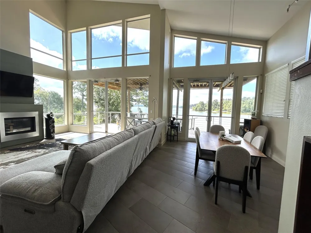 68 Edgewater Way Point Blank, TX 77364
