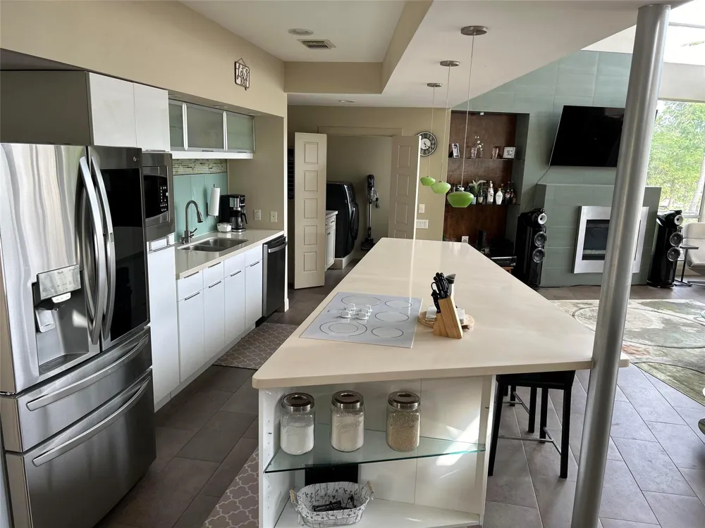 68 Edgewater Way Point Blank, TX 77364
