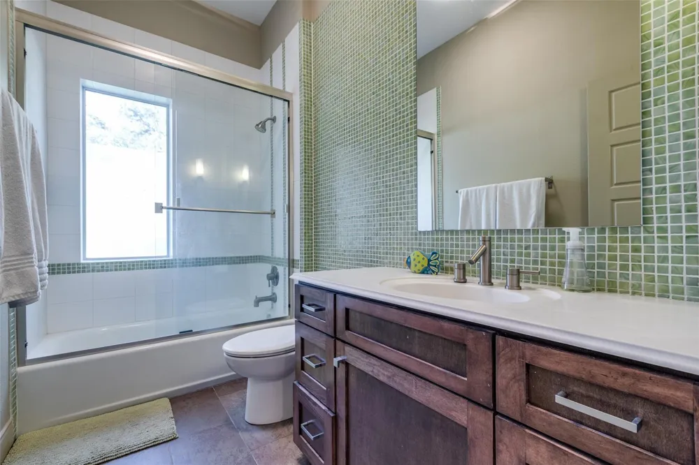 68 Edgewater Way Point Blank, TX 77364