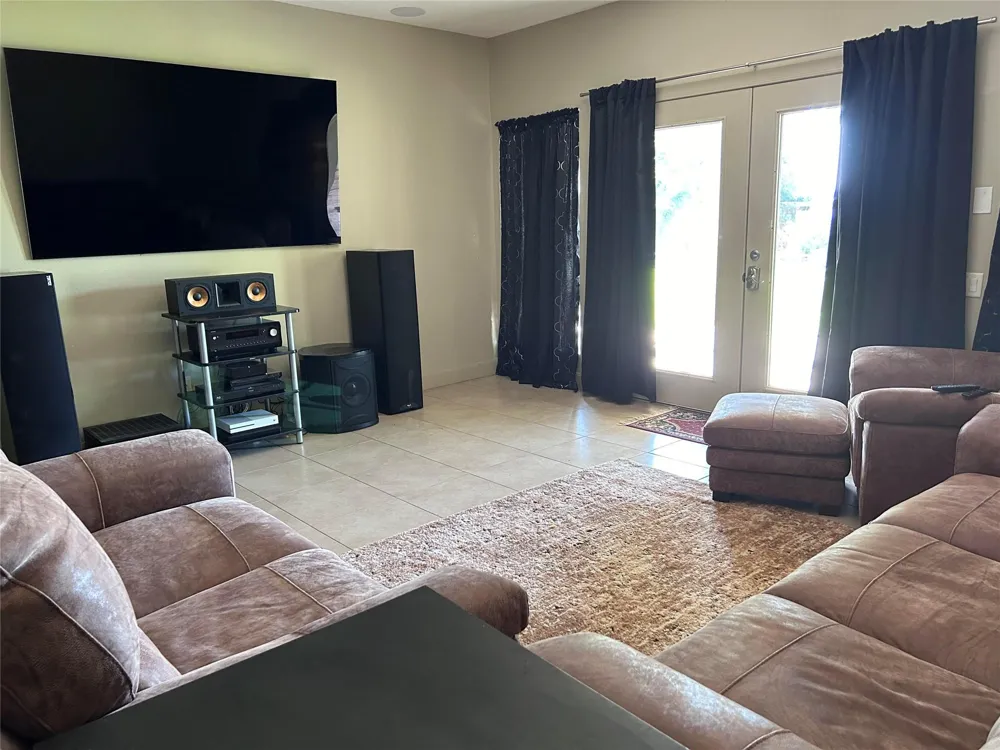 68 Edgewater Way Point Blank, TX 77364