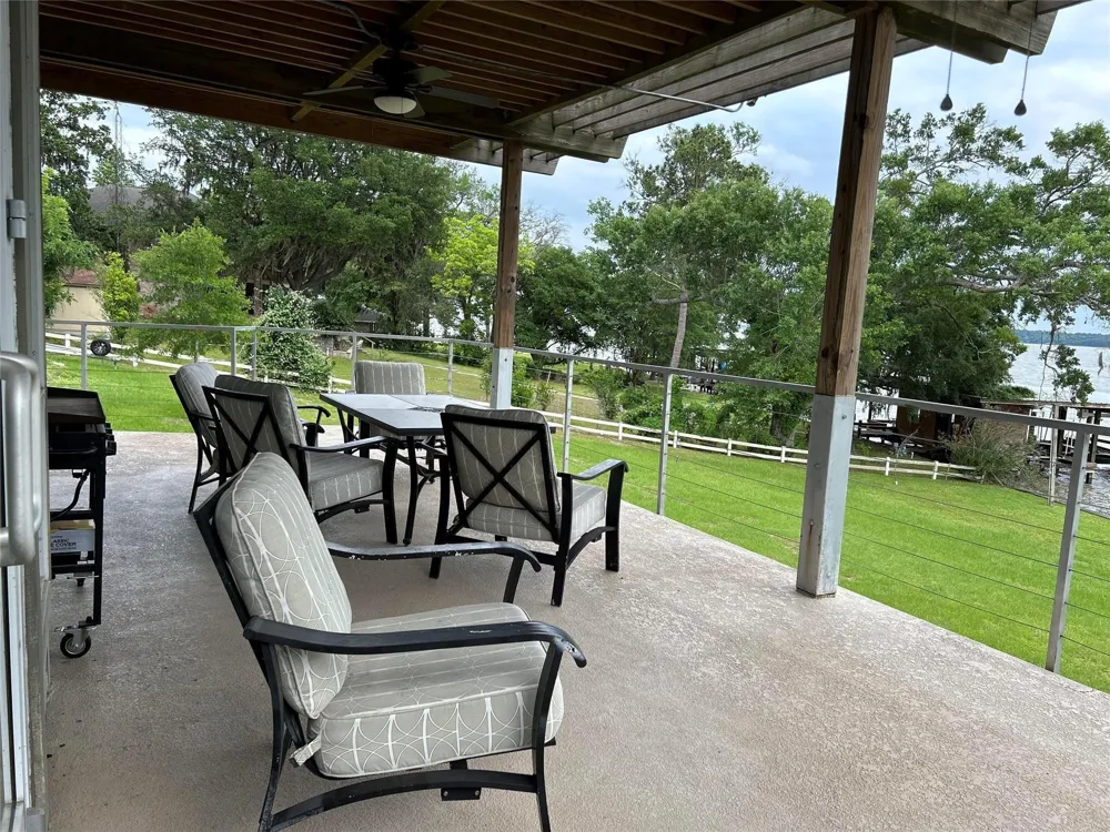 68 Edgewater Way Point Blank, TX 77364