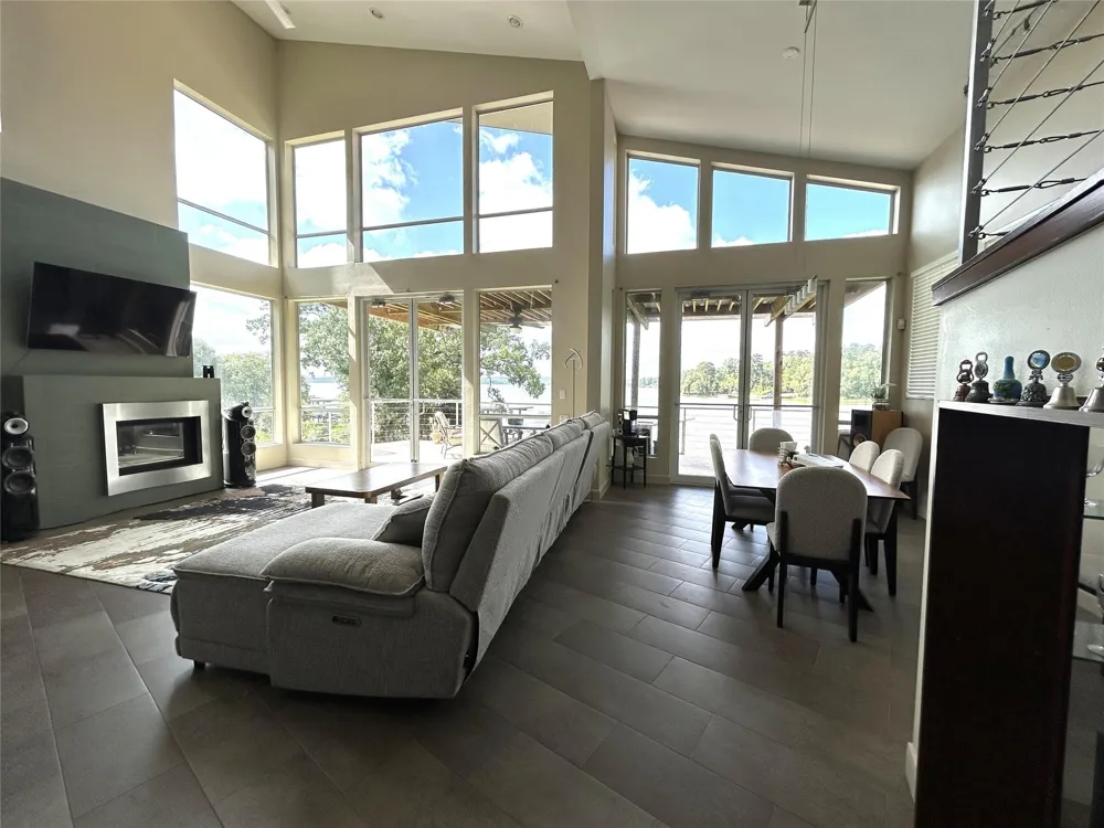 68 Edgewater Way Point Blank, TX 77364