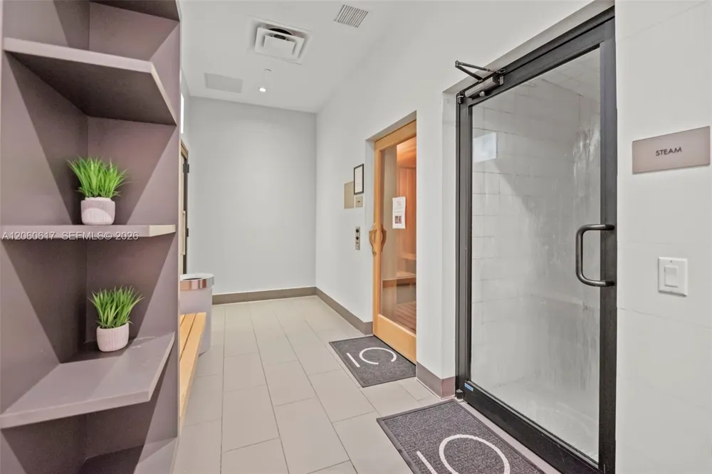 151 SE 1st St #2511 Miami, FL 33131