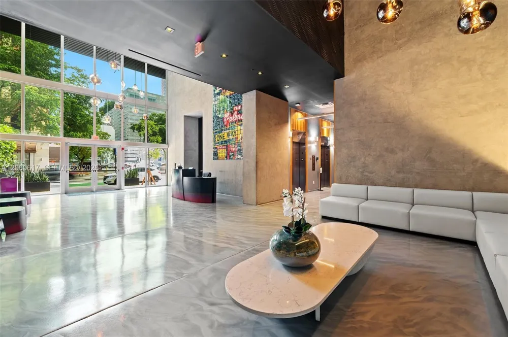 151 SE 1st St #2511 Miami, FL 33131