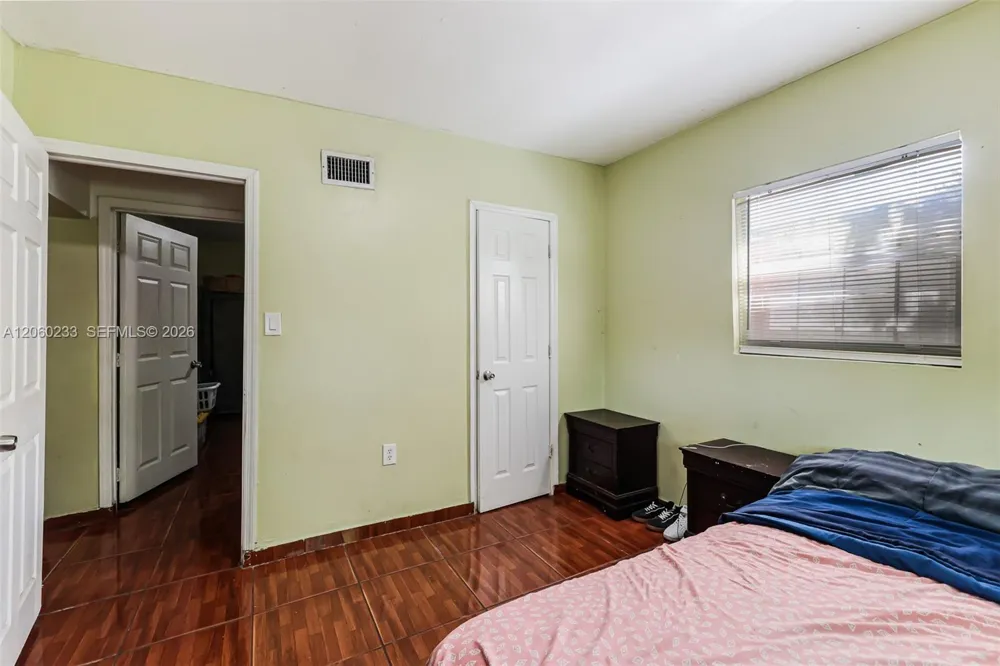 578 NW 97th St Miami, FL 33150