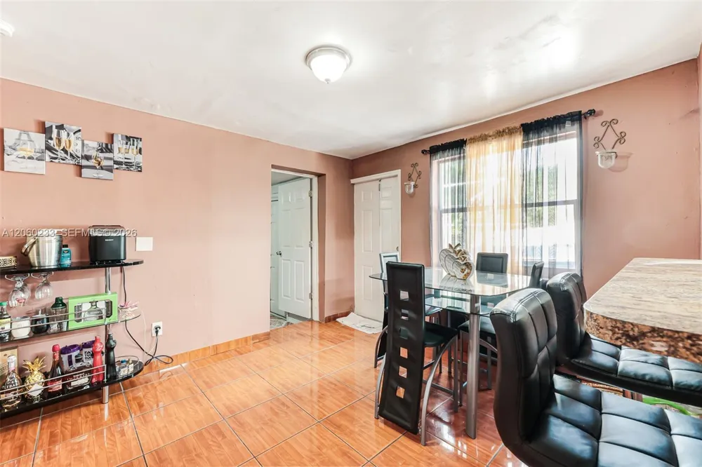 578 NW 97th St Miami, FL 33150