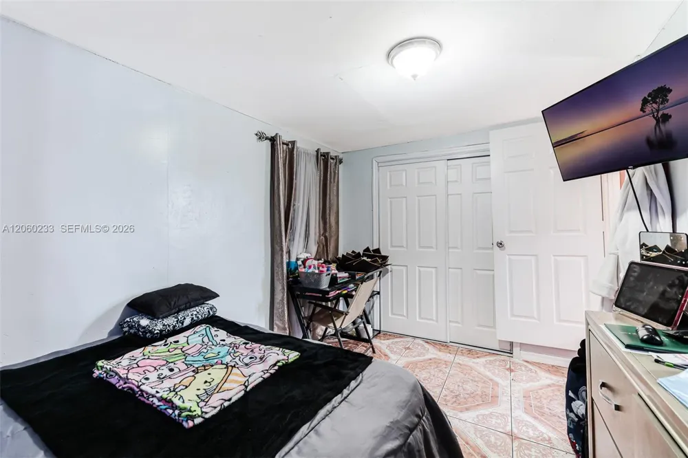 578 NW 97th St Miami, FL 33150