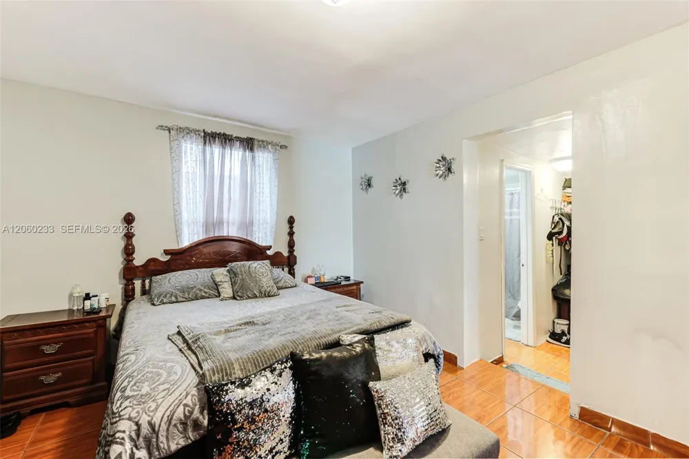 578 NW 97th St Miami, FL 33150