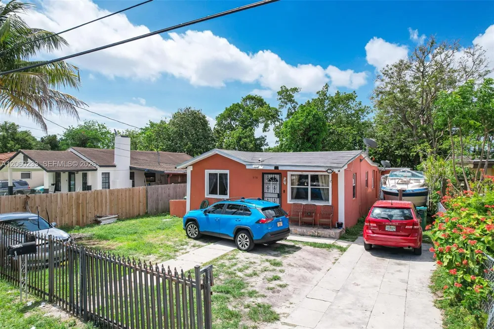 578 NW 97th St Miami, FL 33150