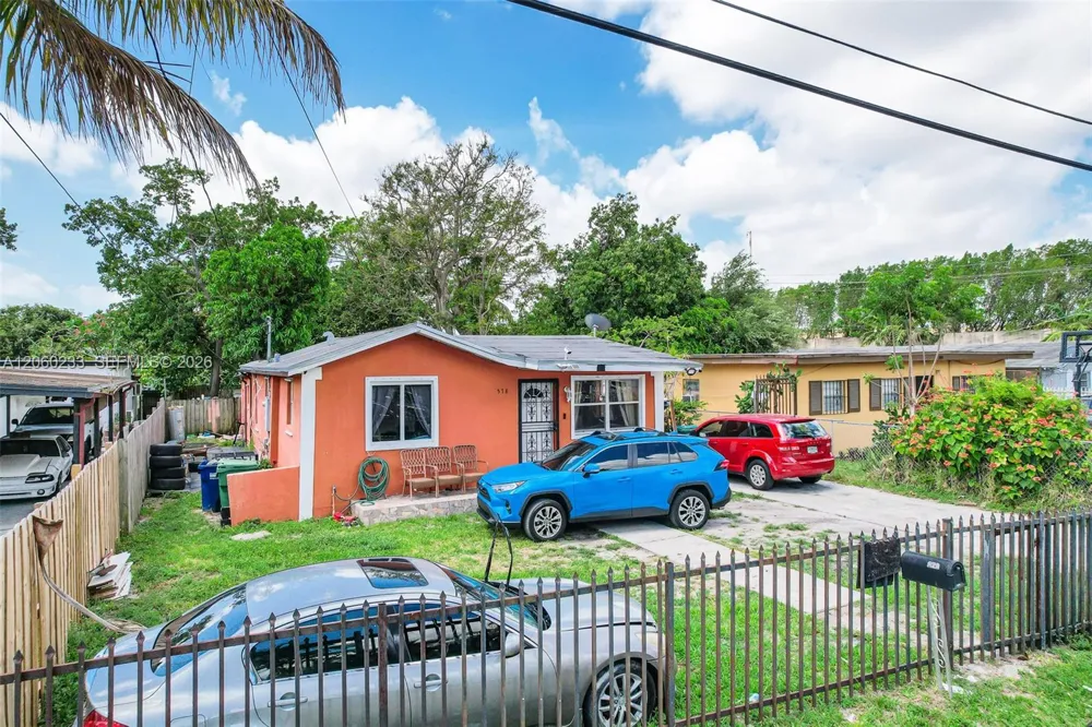 578 NW 97th St Miami, FL 33150