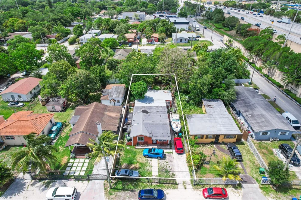 578 NW 97th St Miami, FL 33150