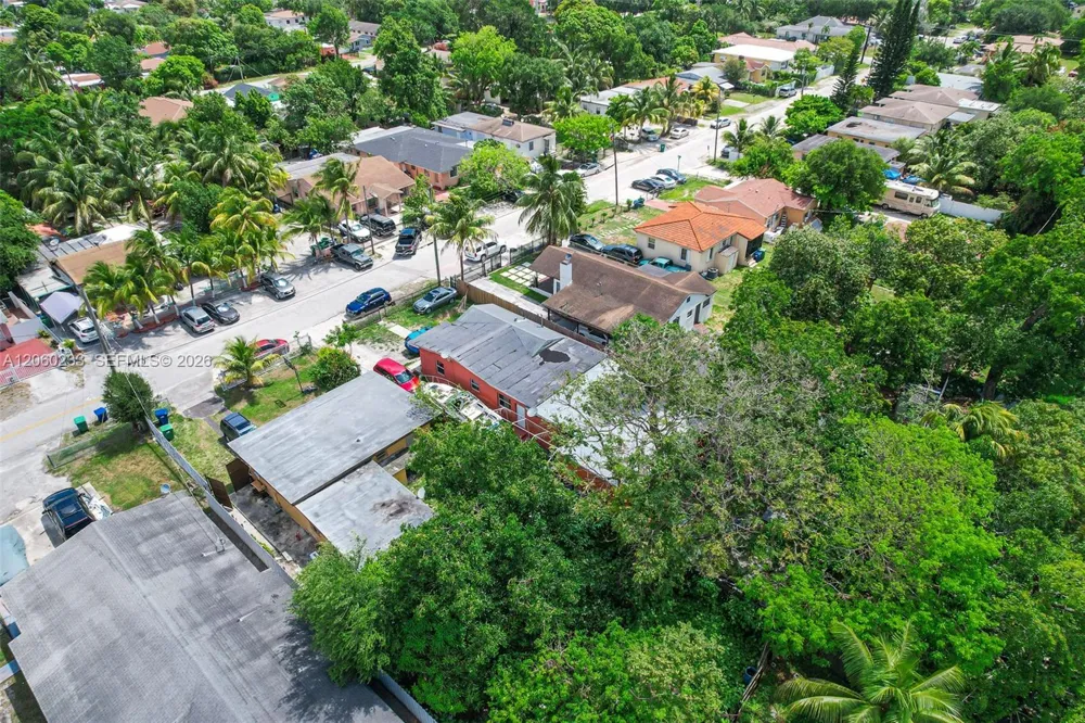 578 NW 97th St Miami, FL 33150