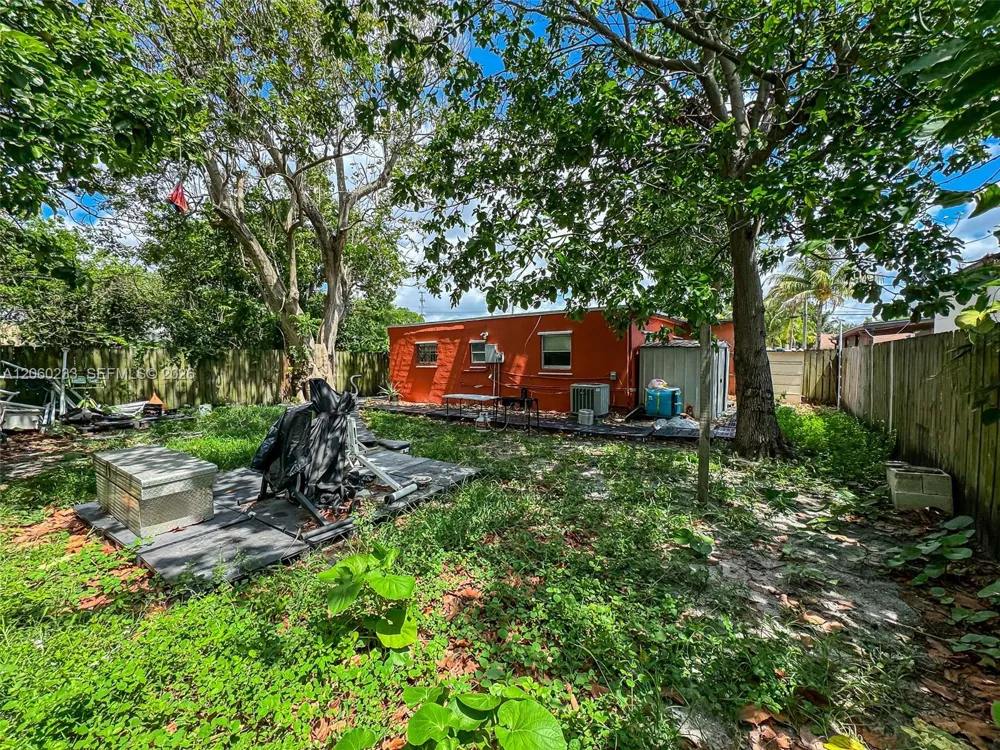 578 NW 97th St Miami, FL 33150