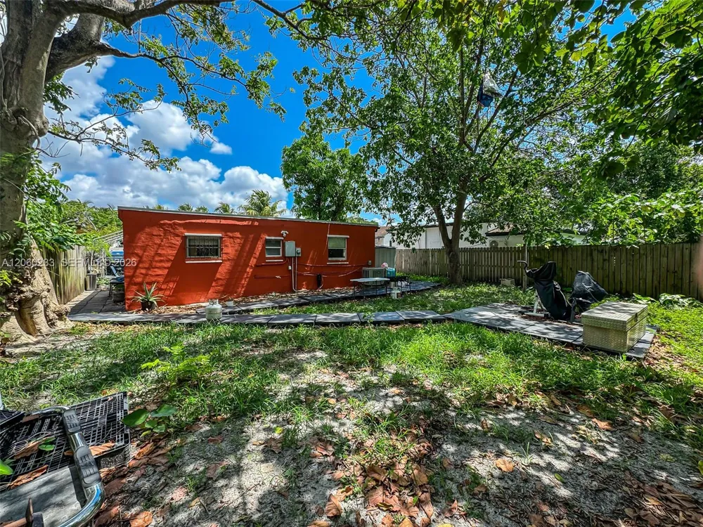 578 NW 97th St Miami, FL 33150