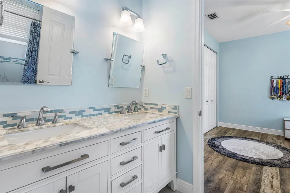 4675 Manderly Drive Wellington, FL 33449