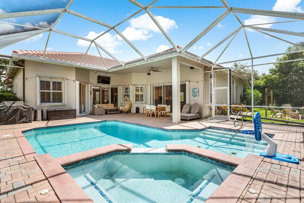 4675 Manderly Drive Wellington, FL 33449