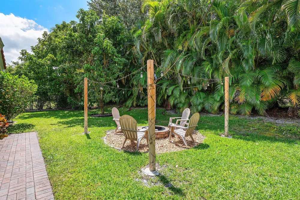 4675 Manderly Drive Wellington, FL 33449
