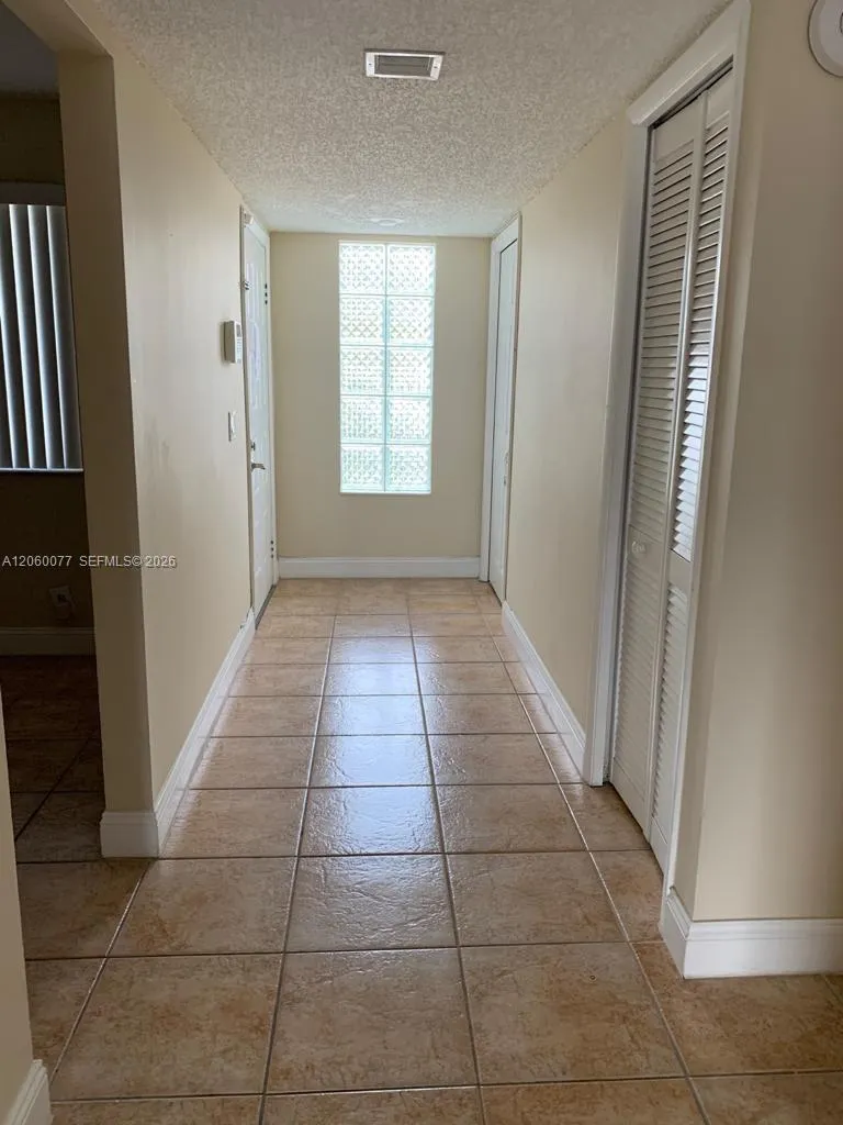 16581 Blatt Blvd #206 Weston, FL 33326