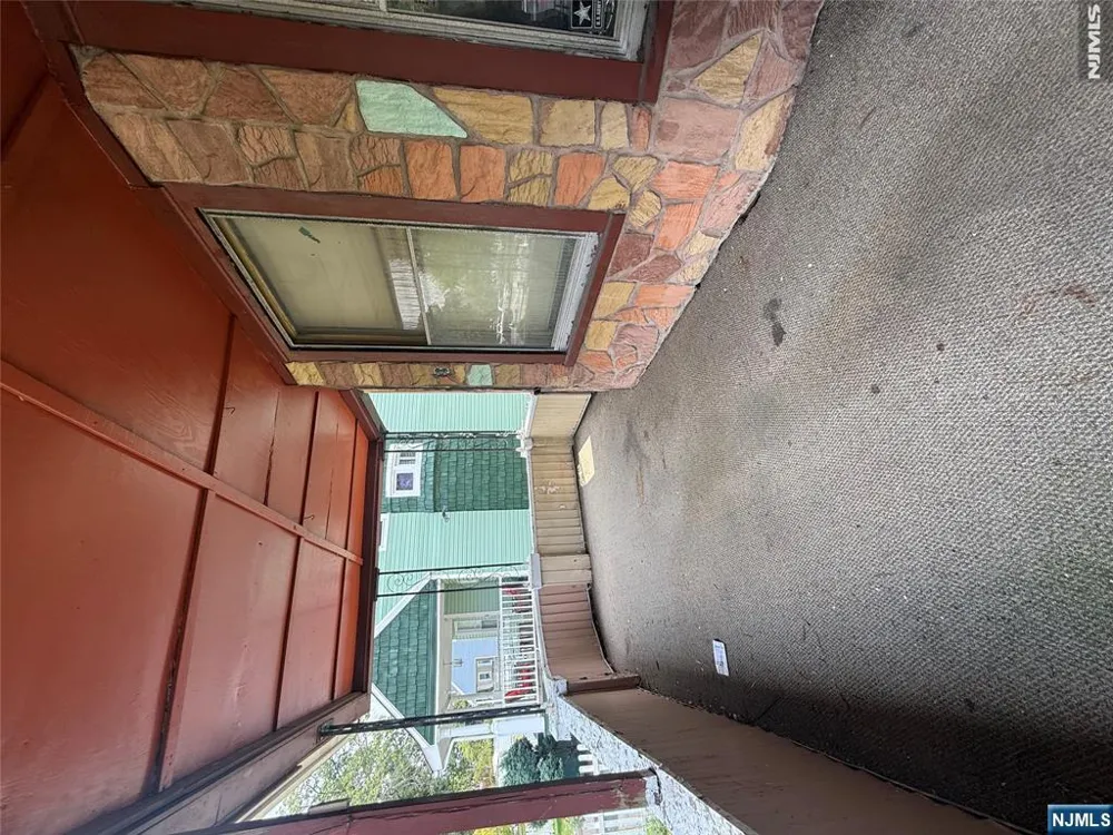 605 Park Avenue East Orange, NJ 07017