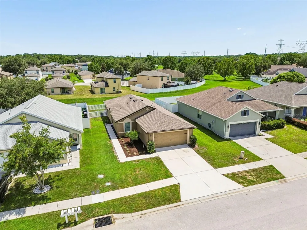 14334 HOLLY HAMMOCK LANE Brooksville, FL 34613