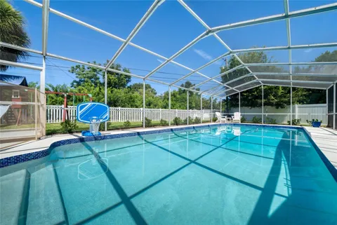 433 GILBERT ROAD