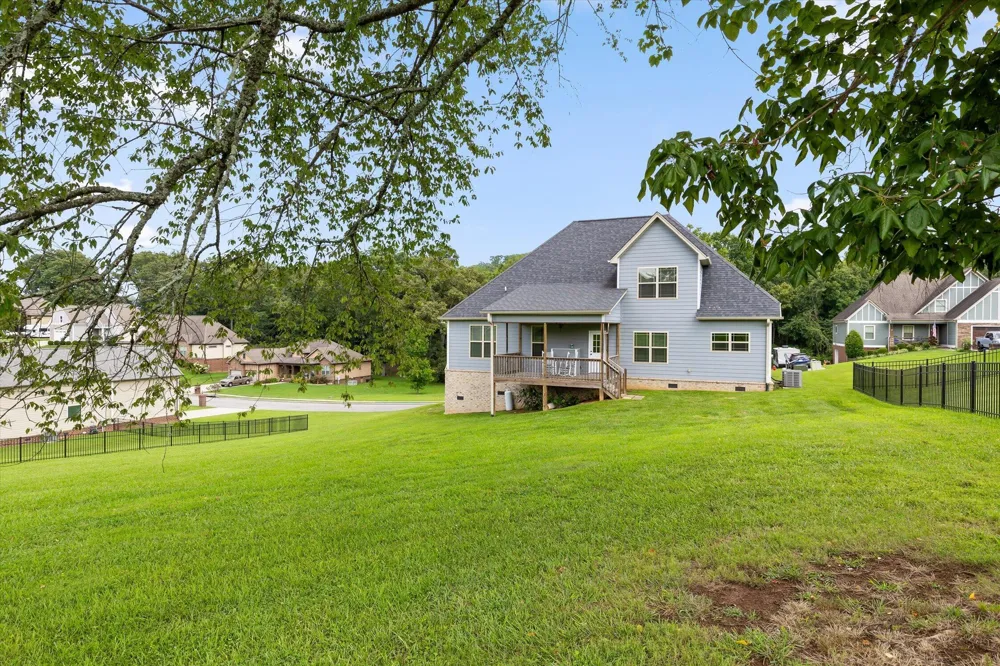 6211 Stoney River Drive Harrison, TN 37341