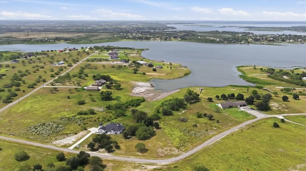 Pakuna Sandia, TX 78383