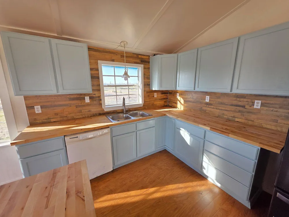405 Blue Water Boulevard Sargent, TX 77414