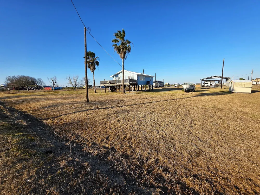 405 Blue Water Boulevard Sargent, TX 77414