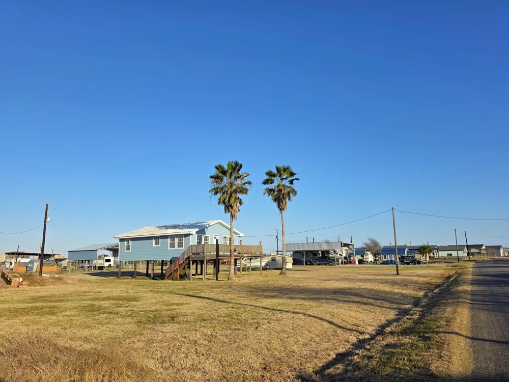 405 Blue Water Boulevard Sargent, TX 77414
